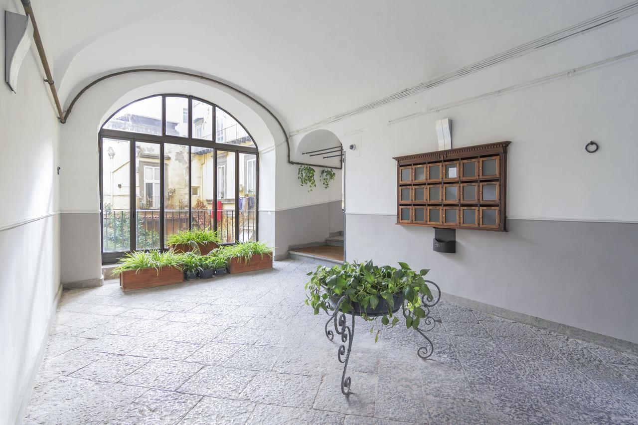 Relais Nevel Ai Decumani Apartment Napoli Ngoại thất bức ảnh